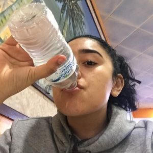 Meet your Posher, Alexis